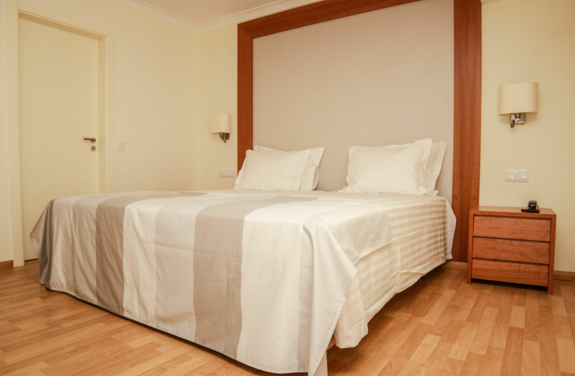 Lagoa Hotel Екстериор снимка